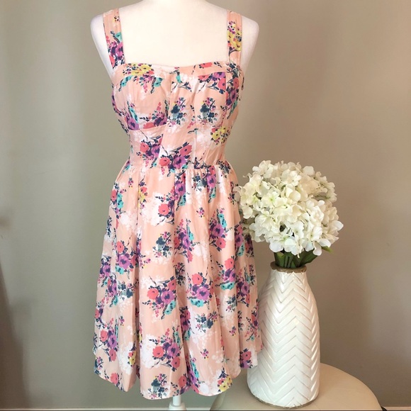 LC Lauren Conrad Dresses & Skirts - 🌷 Lauren Conrad sun dress